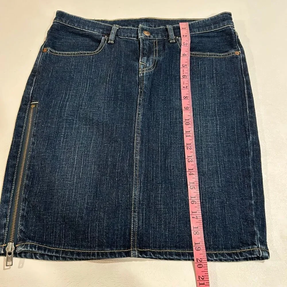 Levi’s Premium Zippit Kit Denim Skirt Dark Wash Size 30